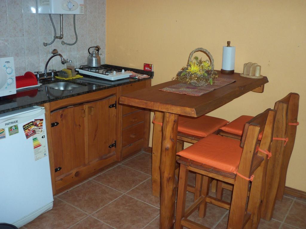 Cabanas El Dominador La Falda Habitación foto